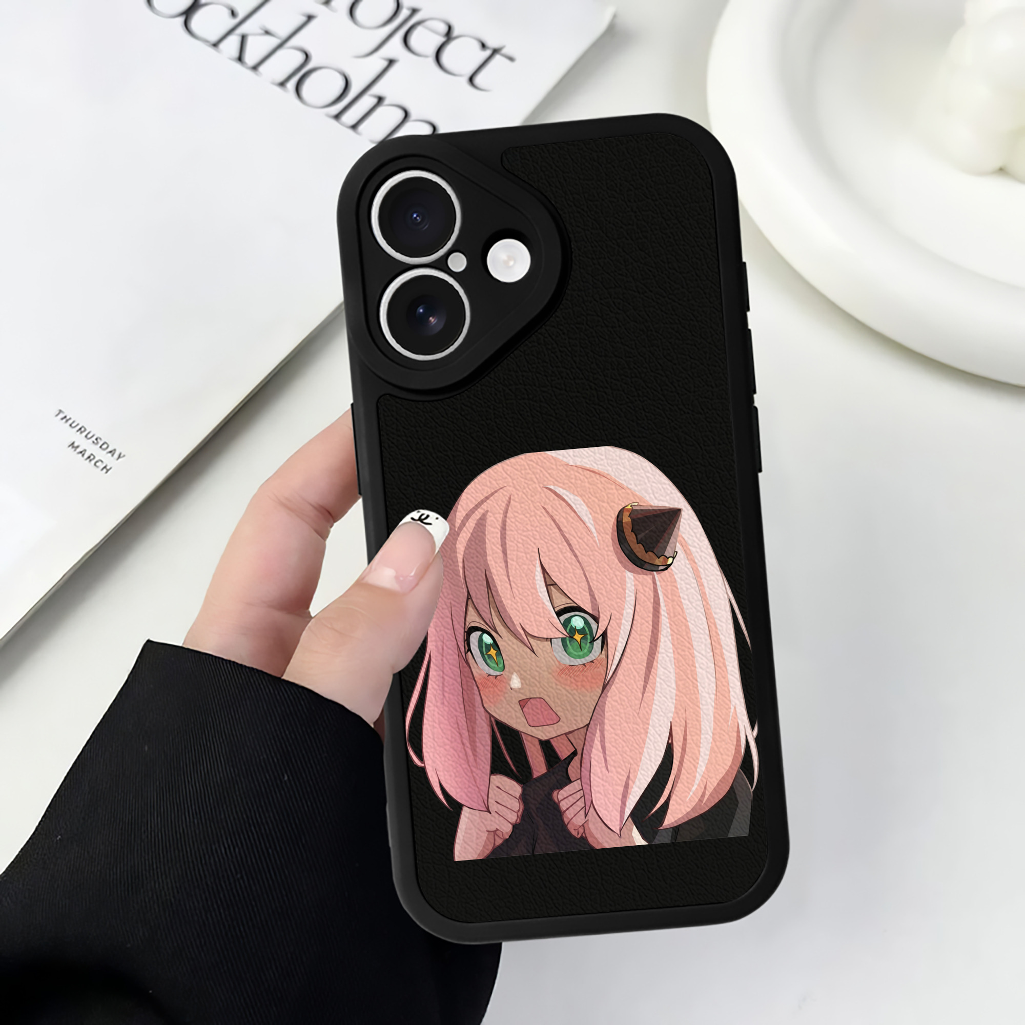 （画像用） SPY×FAMILY间谍家家酒 【iPhone 16シリーズ対応】シリコンスマホケース（レザー調） 材質：シリコン